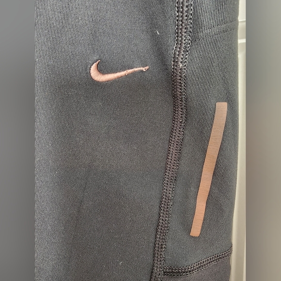 Nike Pro Dri-Fit Compression Gray Capri Workout Leggings SZ XL - Picture 4 of 9